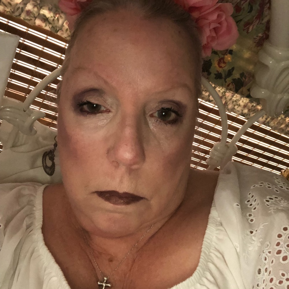 Meet your Posher, Betsy